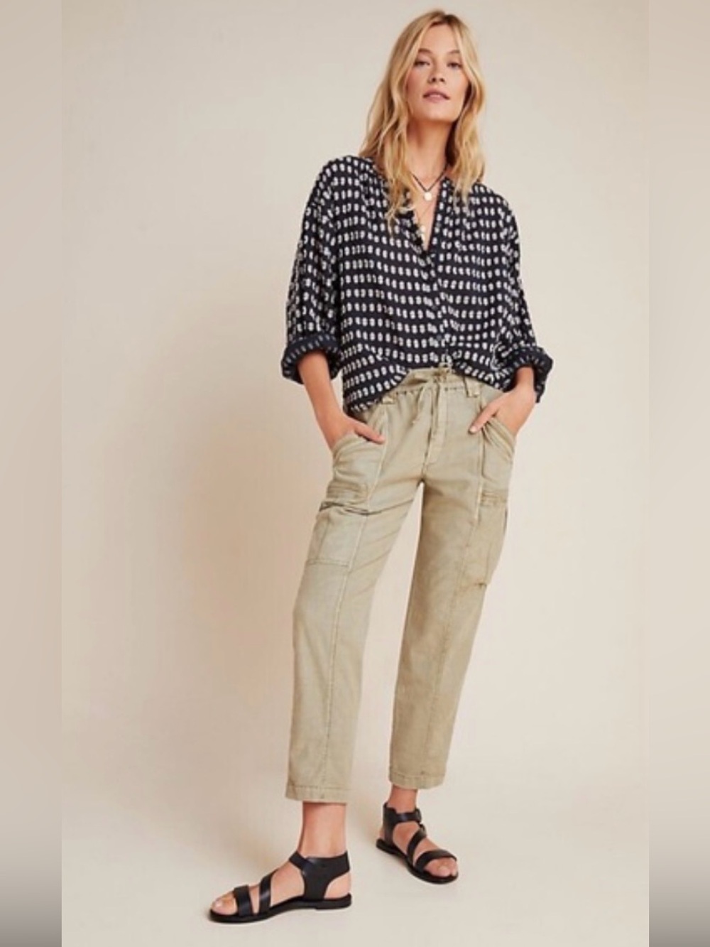 ANTHROPOLOGIE Angela Cropped Cargo Pants in Moss Green Women's Size 25